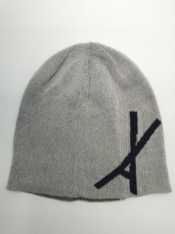 Light grey fine knit slouch beanie hat with large navy blue letter graphic on front, laid flat on white background - ODM OEM service available - EU REACH compliant material