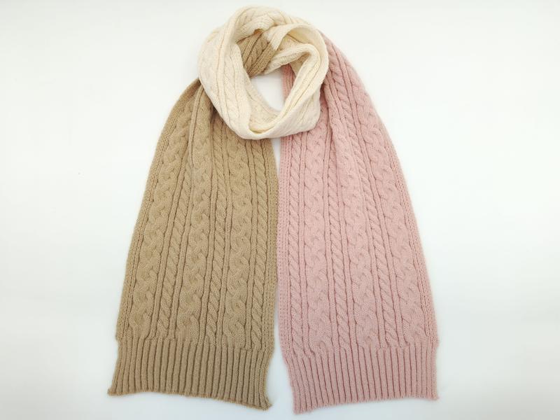 Cable knit scarf with beige and pink ends twisted into a cream center loop, displayed flat on white background - MOQ 100pcs mixed colors OK